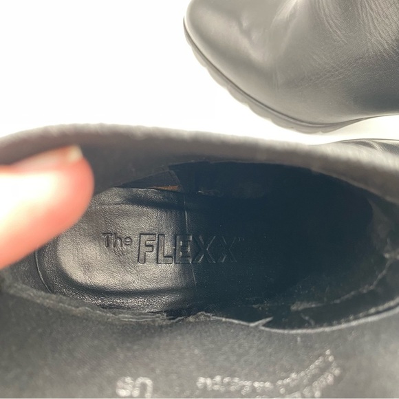 The Flexx Comfort Pull On‎ High Heeled Ankle Boots Booties Black Gray Size 6.5 - Picture 2 of 11